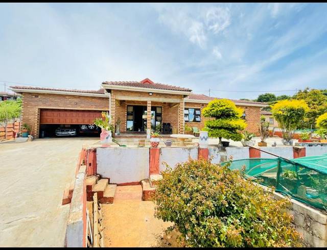 4 BEDROOM HOUSE FOR SALE IN UMGABABA